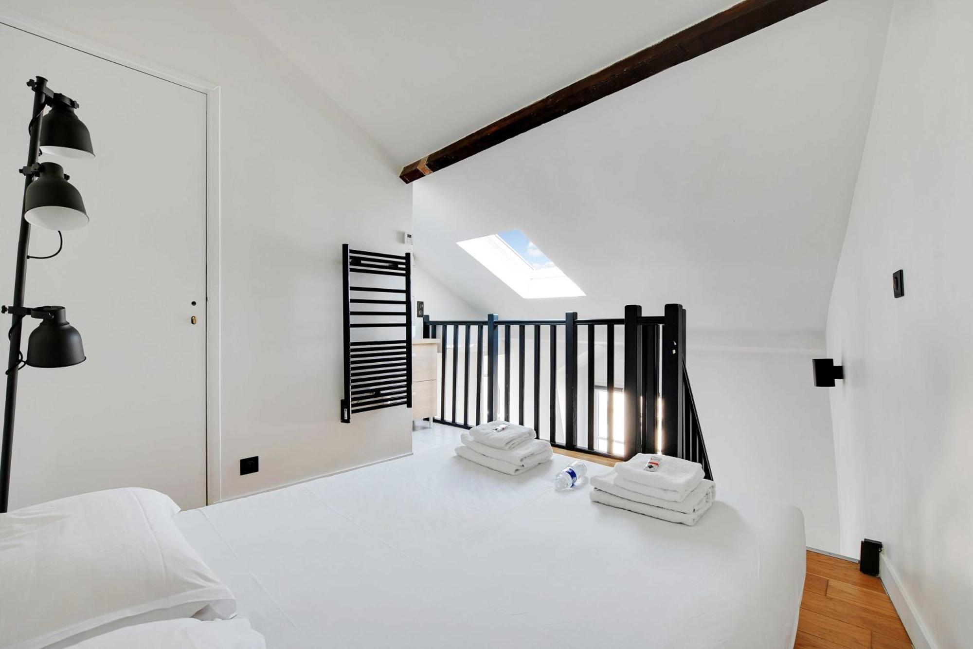 Charming With Ac -rue Des Archives- Le Marais * Parijs